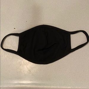 Black reusable mask